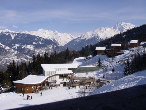 Ski in the French Alps